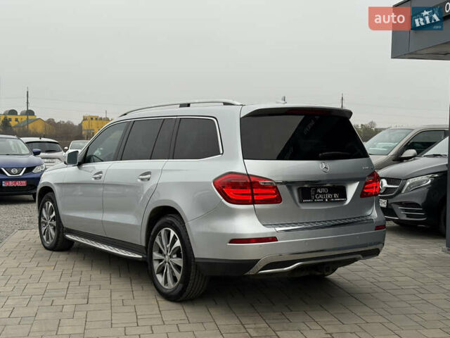 Серый Мерседес ГЛ-класс, объемом двигателя 3 л и пробегом 272 тыс. км за 21888 $, фото 4 на Automoto.ua