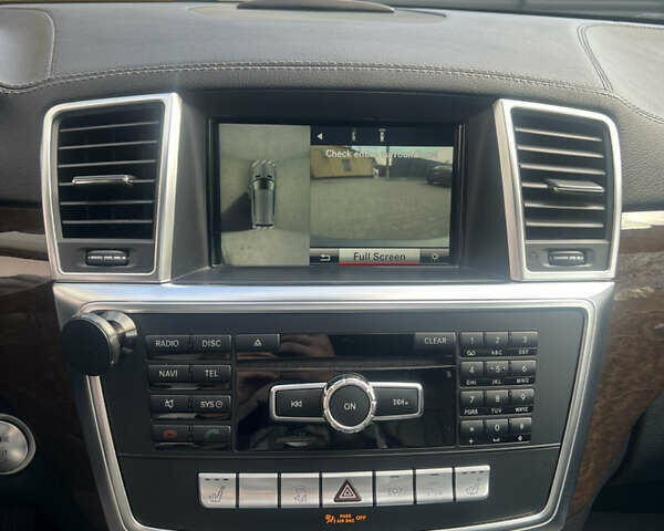 Мерседес ГЛ-класс 2014 в Коростене на Automoto.ua Серый Мерседес ГЛ-класс, объемом двигателя 3 л и пробегом 140 тыс. км за 29999 $, фото 12 на Automoto.ua