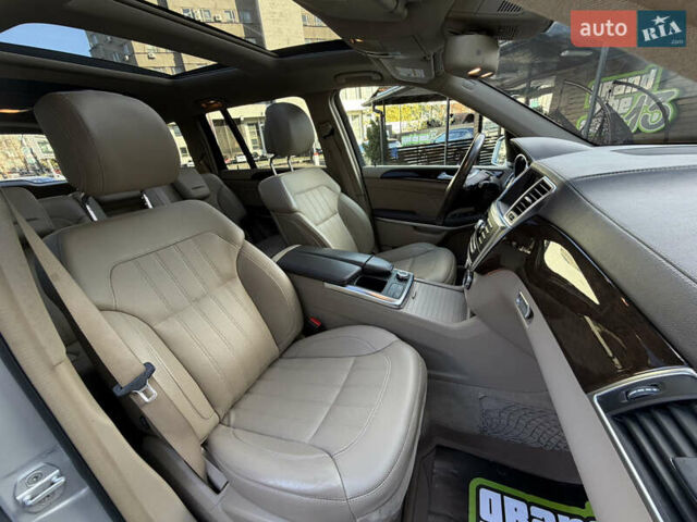 Сірий Мерседес ГЛ-Клас, об'ємом двигуна 4.66 л та пробігом 158 тис. км за 18990 $, фото 32 на Automoto.ua