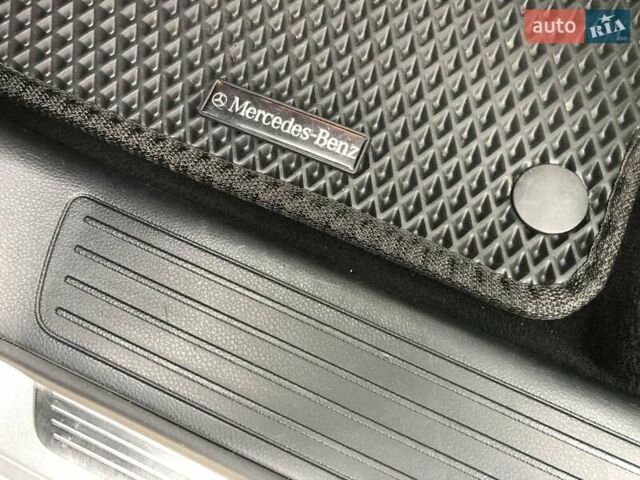 Серый Мерседес ГЛ-класс, объемом двигателя 4.7 л и пробегом 281 тыс. км за 21500 $, фото 63 на Automoto.ua