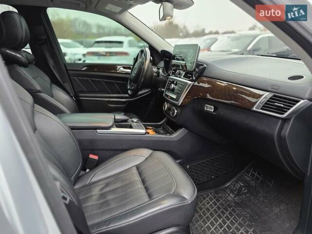 Сірий Мерседес ГЛ-Клас, об'ємом двигуна 2.99 л та пробігом 103 тис. км за 29800 $, фото 50 на Automoto.ua