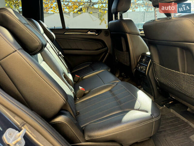 Сірий Мерседес ГЛ-Клас, об'ємом двигуна 2.99 л та пробігом 205 тис. км за 24350 $, фото 31 на Automoto.ua