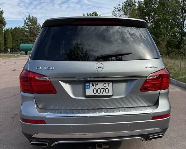 Сірий Мерседес ГЛ-Клас, об'ємом двигуна 4.66 л та пробігом 325 тис. км за 27000 $, фото 16 на Automoto.ua