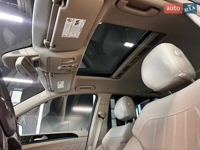 Сірий Мерседес ГЛ-Клас, об'ємом двигуна 2.99 л та пробігом 182 тис. км за 22900 $, фото 19 на Automoto.ua