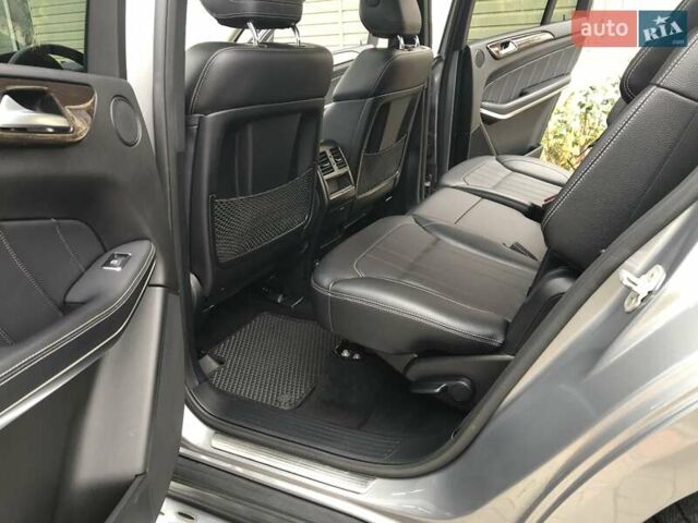Серый Мерседес ГЛ-класс, объемом двигателя 4.7 л и пробегом 281 тыс. км за 21500 $, фото 26 на Automoto.ua