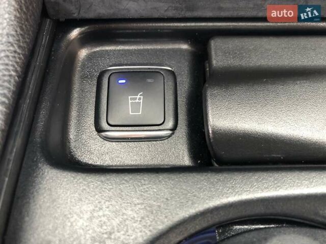 Серый Мерседес ГЛ-класс, объемом двигателя 4.7 л и пробегом 281 тыс. км за 21500 $, фото 52 на Automoto.ua