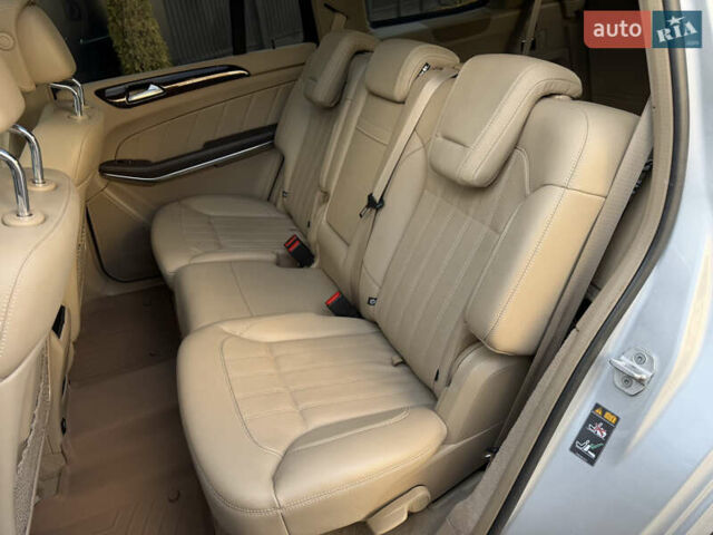 Сірий Мерседес ГЛ-Клас, об'ємом двигуна 4.66 л та пробігом 158 тис. км за 18990 $, фото 40 на Automoto.ua