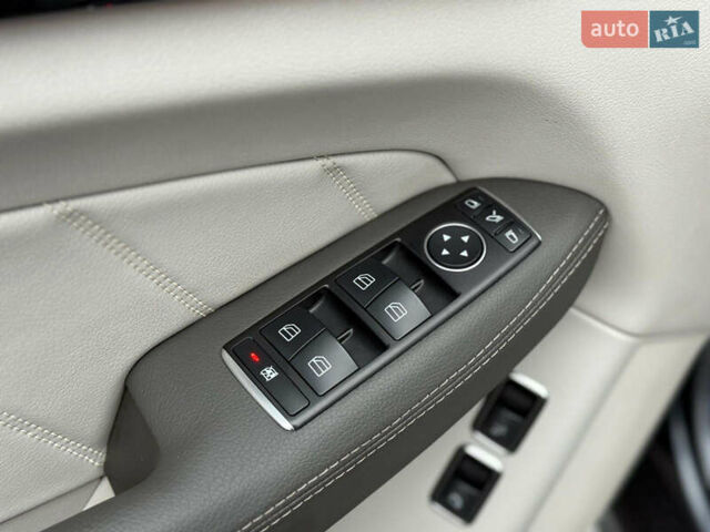 Серый Мерседес ГЛ-класс, объемом двигателя 2.99 л и пробегом 224 тыс. км за 25500 $, фото 8 на Automoto.ua