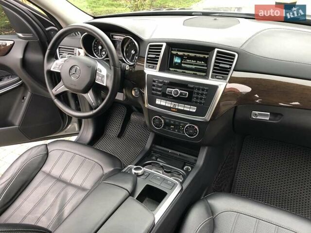 Серый Мерседес ГЛ-класс, объемом двигателя 4.7 л и пробегом 281 тыс. км за 21500 $, фото 88 на Automoto.ua