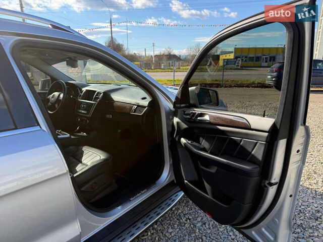Мерседес ГЛ-класс 2014 в Коломые на Automoto.ua Серый Мерседес ГЛ-класс, объемом двигателя 3 л и пробегом 199 тыс. км за 25699 $, фото 21 на Automoto.ua