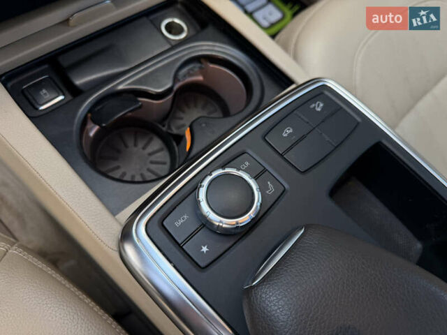 Сірий Мерседес ГЛ-Клас, об'ємом двигуна 4.66 л та пробігом 158 тис. км за 18990 $, фото 20 на Automoto.ua