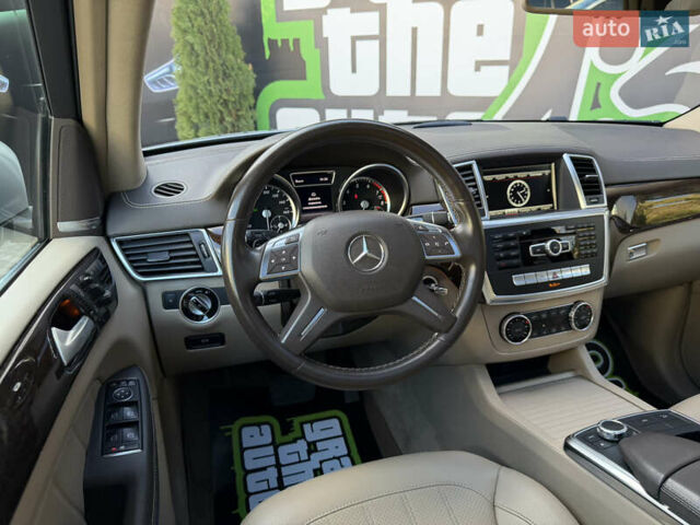 Сірий Мерседес ГЛ-Клас, об'ємом двигуна 4.66 л та пробігом 158 тис. км за 18990 $, фото 12 на Automoto.ua