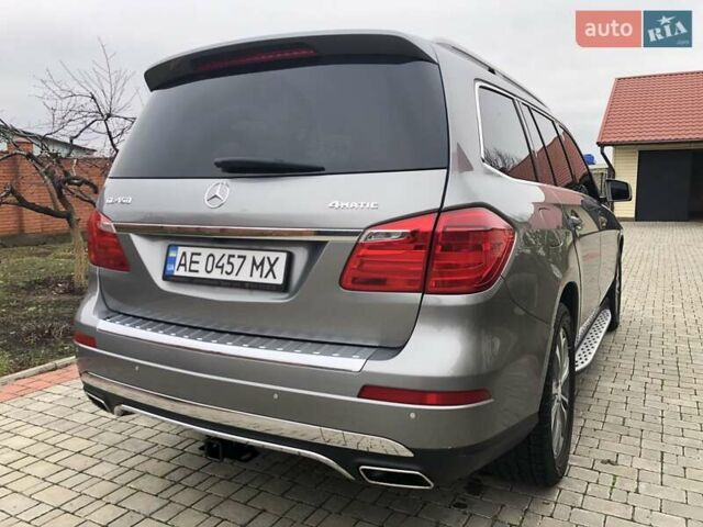 Серый Мерседес ГЛ-класс, объемом двигателя 4.7 л и пробегом 281 тыс. км за 21500 $, фото 6 на Automoto.ua