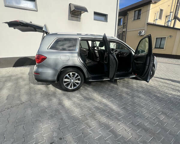 Мерседес ГЛ-класс 2014 в Коростене на Automoto.ua Серый Мерседес ГЛ-класс, объемом двигателя 3 л и пробегом 140 тыс. км за 29999 $, фото 20 на Automoto.ua