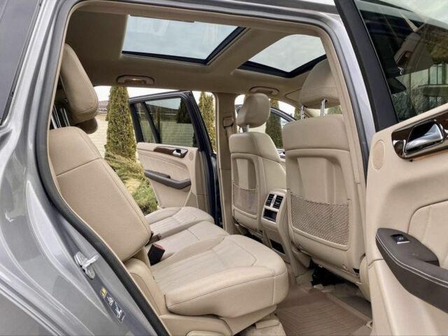 Серый Мерседес ГЛ-класс, объемом двигателя 3 л и пробегом 225 тыс. км за 24000 $, фото 6 на Automoto.ua