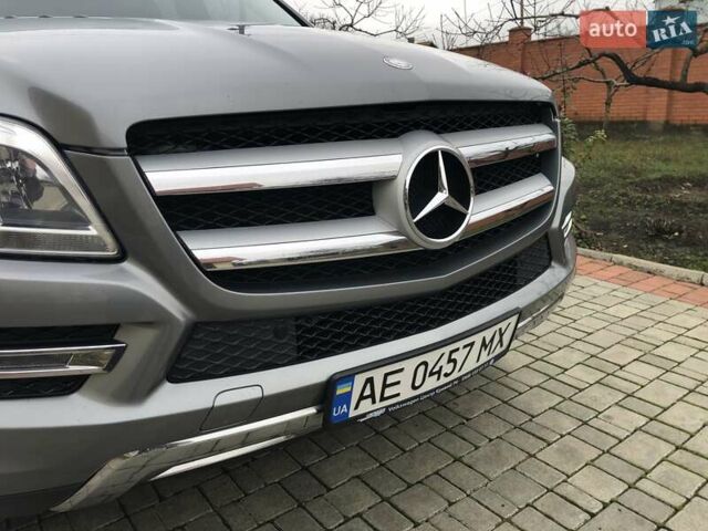 Серый Мерседес ГЛ-класс, объемом двигателя 4.7 л и пробегом 281 тыс. км за 21500 $, фото 98 на Automoto.ua