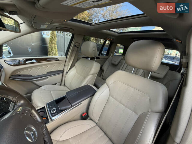 Сірий Мерседес ГЛ-Клас, об'ємом двигуна 4.66 л та пробігом 158 тис. км за 18990 $, фото 39 на Automoto.ua
