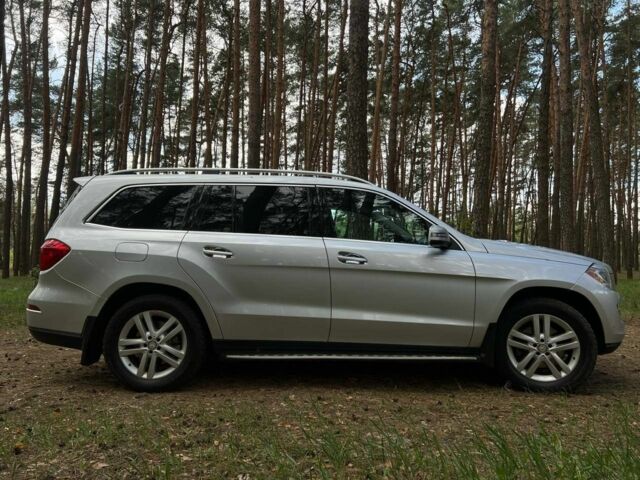 Сірий Мерседес ГЛ-Клас, об'ємом двигуна 3 л та пробігом 225 тис. км за 21500 $, фото 6 на Automoto.ua