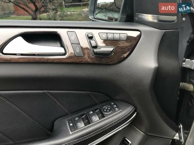 Серый Мерседес ГЛ-класс, объемом двигателя 4.7 л и пробегом 281 тыс. км за 21500 $, фото 43 на Automoto.ua