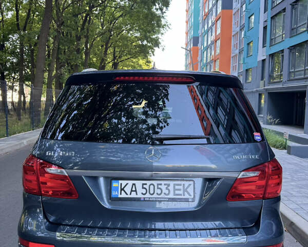 Серый Мерседес ГЛ-класс, объемом двигателя 2.99 л и пробегом 252 тыс. км за 24000 $, фото 6 на Automoto.ua