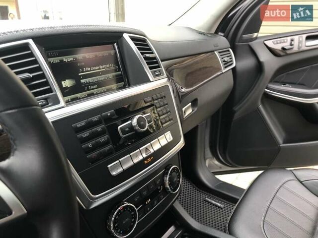 Серый Мерседес ГЛ-класс, объемом двигателя 4.7 л и пробегом 281 тыс. км за 21500 $, фото 83 на Automoto.ua