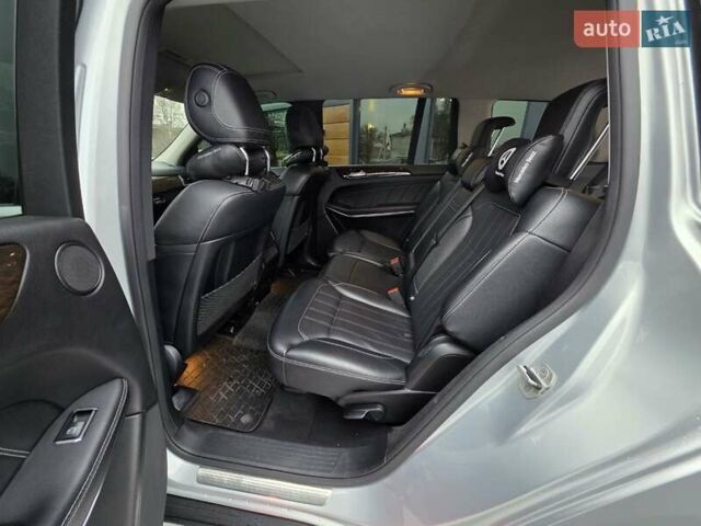 Сірий Мерседес ГЛ-Клас, об'ємом двигуна 2.99 л та пробігом 103 тис. км за 29800 $, фото 46 на Automoto.ua