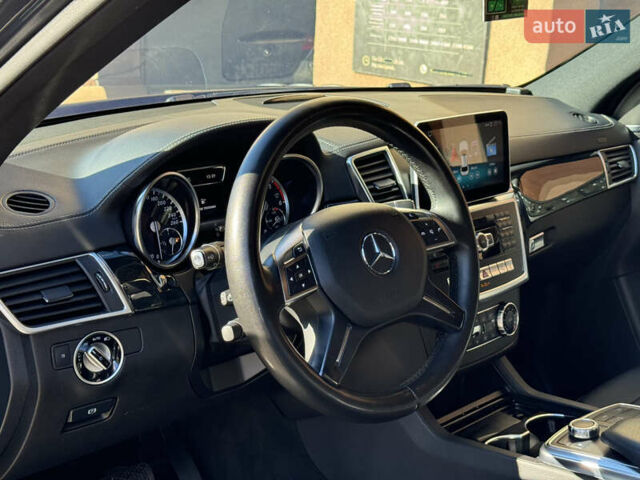 Сірий Мерседес ГЛ-Клас, об'ємом двигуна 2.99 л та пробігом 205 тис. км за 24350 $, фото 25 на Automoto.ua