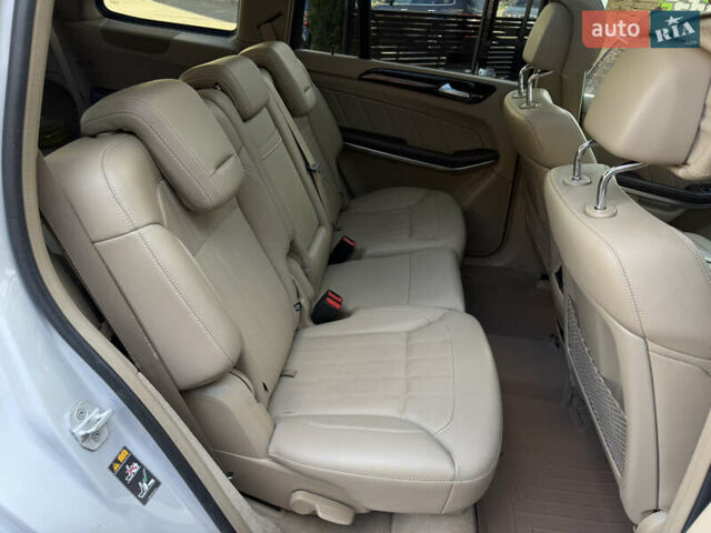 Сірий Мерседес ГЛ-Клас, об'ємом двигуна 4.66 л та пробігом 158 тис. км за 18990 $, фото 42 на Automoto.ua