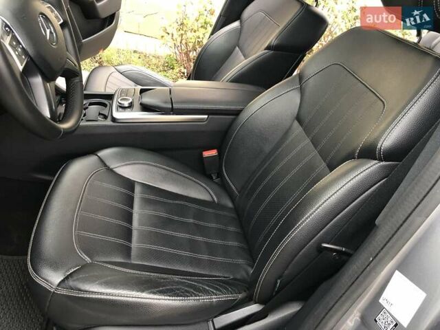 Серый Мерседес ГЛ-класс, объемом двигателя 4.7 л и пробегом 281 тыс. км за 21500 $, фото 45 на Automoto.ua