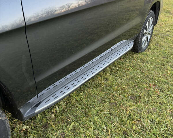 Сірий Мерседес ГЛ-Клас, об'ємом двигуна 2.99 л та пробігом 260 тис. км за 25000 $, фото 4 на Automoto.ua