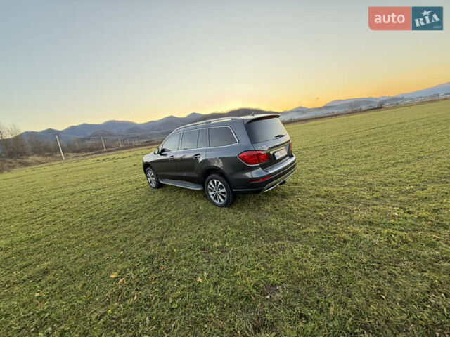 Сірий Мерседес ГЛ-Клас, об'ємом двигуна 2.99 л та пробігом 260 тис. км за 25000 $, фото 11 на Automoto.ua