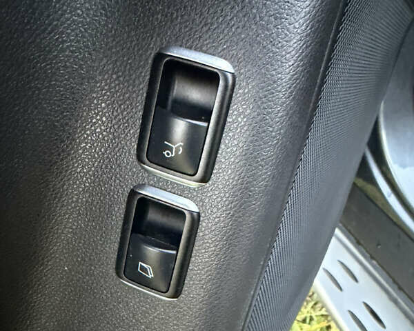 Сірий Мерседес ГЛ-Клас, об'ємом двигуна 2.99 л та пробігом 260 тис. км за 25000 $, фото 5 на Automoto.ua