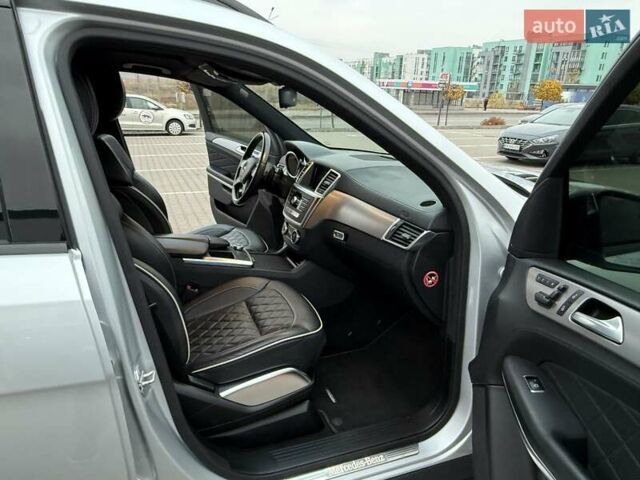 Серый Мерседес ГЛ-класс, объемом двигателя 3 л и пробегом 78 тыс. км за 33600 $, фото 16 на Automoto.ua