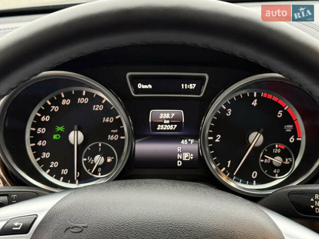 Серый Мерседес ГЛ-класс, объемом двигателя 3 л и пробегом 250 тыс. км за 24700 $, фото 57 на Automoto.ua