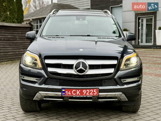 Серый Мерседес ГЛ-класс, объемом двигателя 3 л и пробегом 250 тыс. км за 24700 $, фото 123 на Automoto.ua