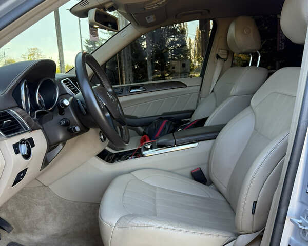 Сірий Мерседес ГЛ-Клас, об'ємом двигуна 2.99 л та пробігом 129 тис. км за 25700 $, фото 30 на Automoto.ua