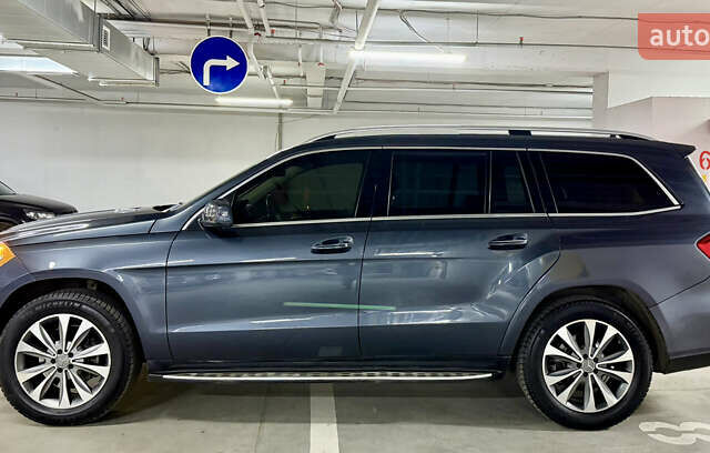 Серый Мерседес ГЛ-класс, объемом двигателя 3 л и пробегом 172 тыс. км за 21000 $, фото 1 на Automoto.ua