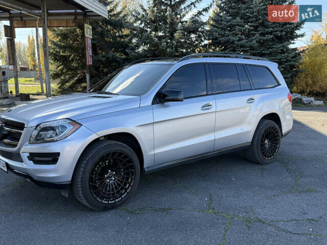 Сірий Мерседес ГЛ-Клас, об'ємом двигуна 2.99 л та пробігом 129 тис. км за 25700 $, фото 5 на Automoto.ua