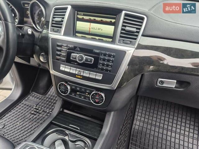 Серый Мерседес ГЛ-класс, объемом двигателя 3 л и пробегом 112 тыс. км за 22990 $, фото 29 на Automoto.ua