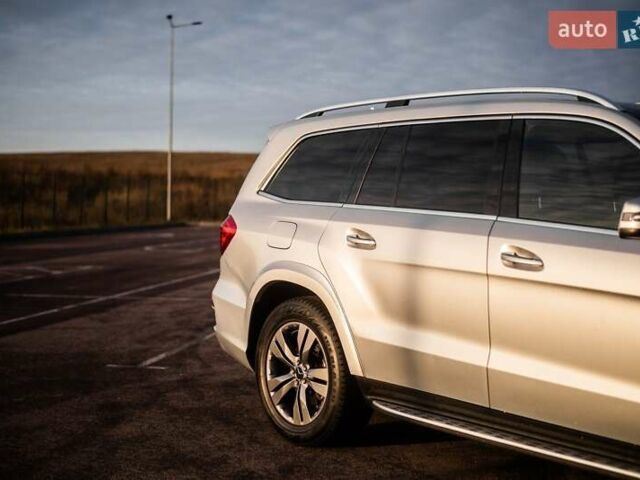 Сірий Мерседес ГЛ-Клас, об'ємом двигуна 3 л та пробігом 234 тис. км за 33900 $, фото 93 на Automoto.ua