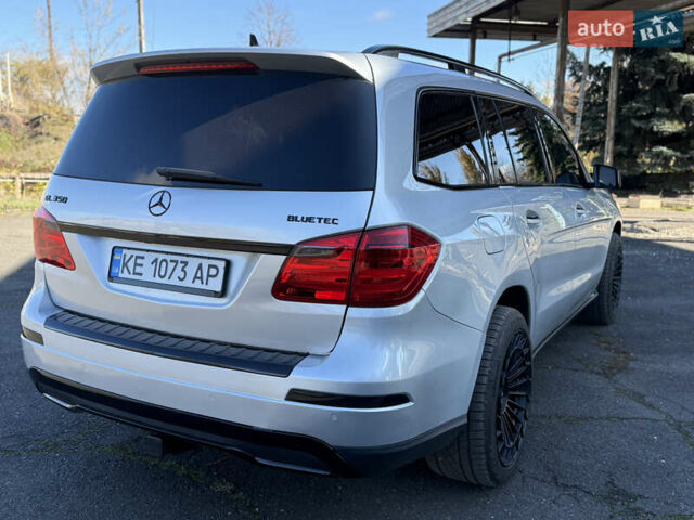Сірий Мерседес ГЛ-Клас, об'ємом двигуна 2.99 л та пробігом 129 тис. км за 25700 $, фото 10 на Automoto.ua