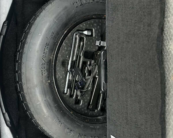 Серый Мерседес ГЛ-класс, объемом двигателя 3 л и пробегом 209 тыс. км за 26500 $, фото 28 на Automoto.ua