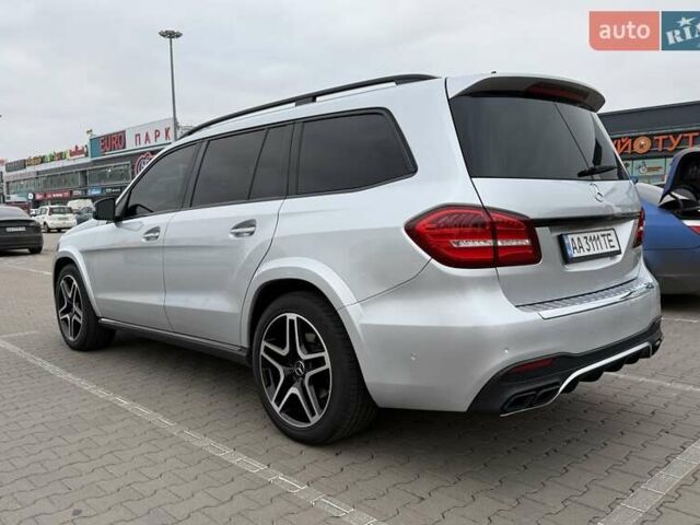Серый Мерседес ГЛ-класс, объемом двигателя 3 л и пробегом 78 тыс. км за 33600 $, фото 3 на Automoto.ua