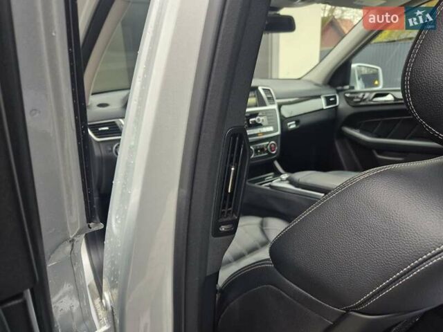 Серый Мерседес ГЛ-класс, объемом двигателя 3 л и пробегом 112 тыс. км за 22990 $, фото 26 на Automoto.ua