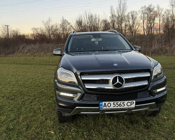 Сірий Мерседес ГЛ-Клас, об'ємом двигуна 2.99 л та пробігом 260 тис. км за 25000 $, фото 6 на Automoto.ua