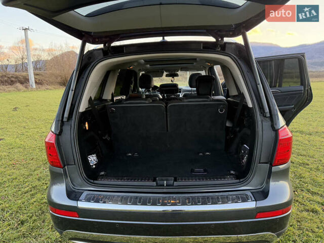 Сірий Мерседес ГЛ-Клас, об'ємом двигуна 2.99 л та пробігом 260 тис. км за 25000 $, фото 28 на Automoto.ua