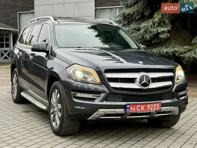 Серый Мерседес ГЛ-класс, объемом двигателя 3 л и пробегом 250 тыс. км за 24700 $, фото 125 на Automoto.ua