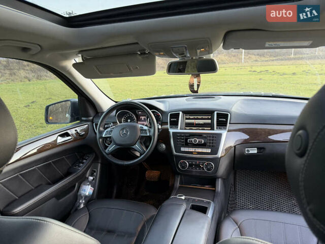 Сірий Мерседес ГЛ-Клас, об'ємом двигуна 2.99 л та пробігом 260 тис. км за 25000 $, фото 29 на Automoto.ua