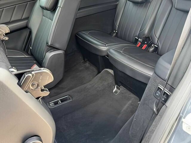 Серый Мерседес ГЛ-класс, объемом двигателя 3 л и пробегом 73 тыс. км за 13000 $, фото 13 на Automoto.ua