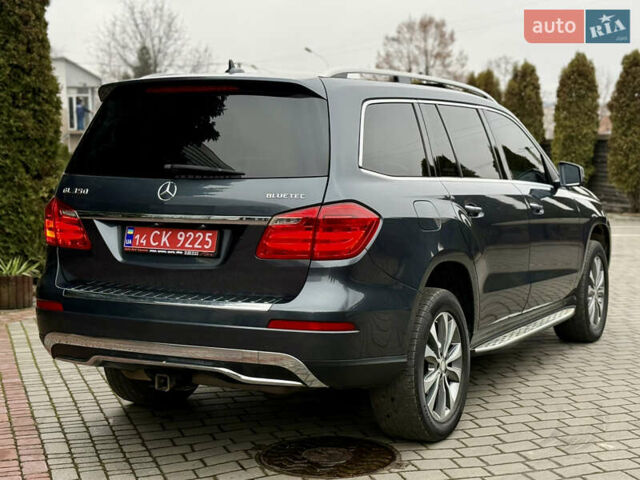 Серый Мерседес ГЛ-класс, объемом двигателя 3 л и пробегом 250 тыс. км за 24700 $, фото 13 на Automoto.ua